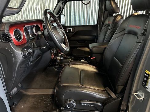 Used 2020 Jeep Wrangler Unlimited Rubicon w/ Advanced Safety Group AWD/4WD image 11