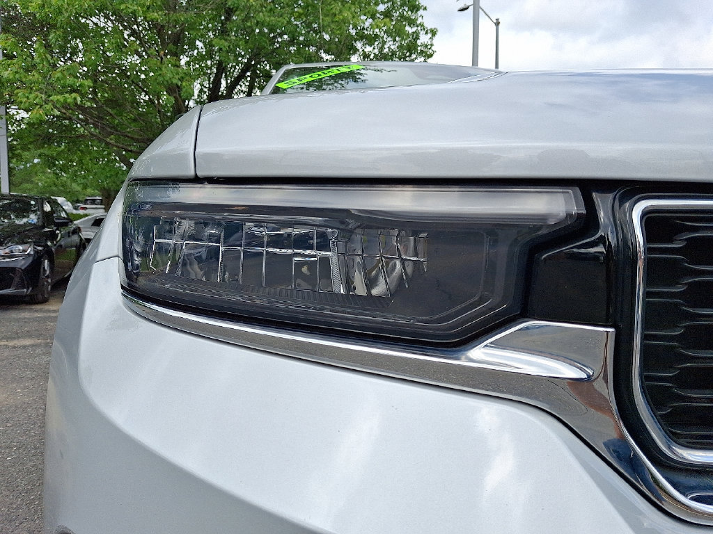 Used 2023 Jeep Grand Cherokee Limited AWD/4WD image 9