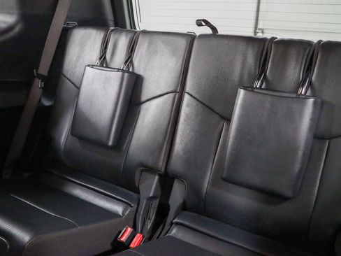 Used 2024 Lexus GX 550 w/ Accessory Package (2T) AWD/4WD image 28