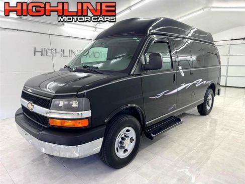 Used 2014 Chevrolet Express 2500 LT w/ LT Preferred Equipment Group RWD image 1