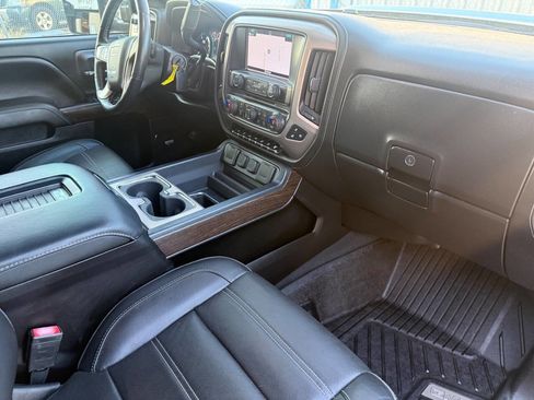 Used 2019 GMC Sierra 3500 Denali w/ Duramax Plus Package image 26