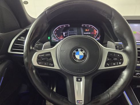 Used 2022 BMW X5 xDrive40i w/ M Sport Package AWD/4WD image 16