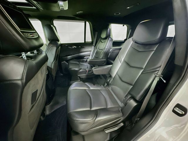Used 2018 Cadillac Escalade Platinum AWD/4WD image 31