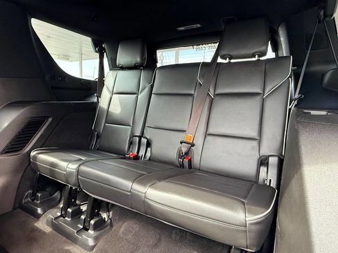 Used 2022 Cadillac Escalade Premium Luxury image 51
