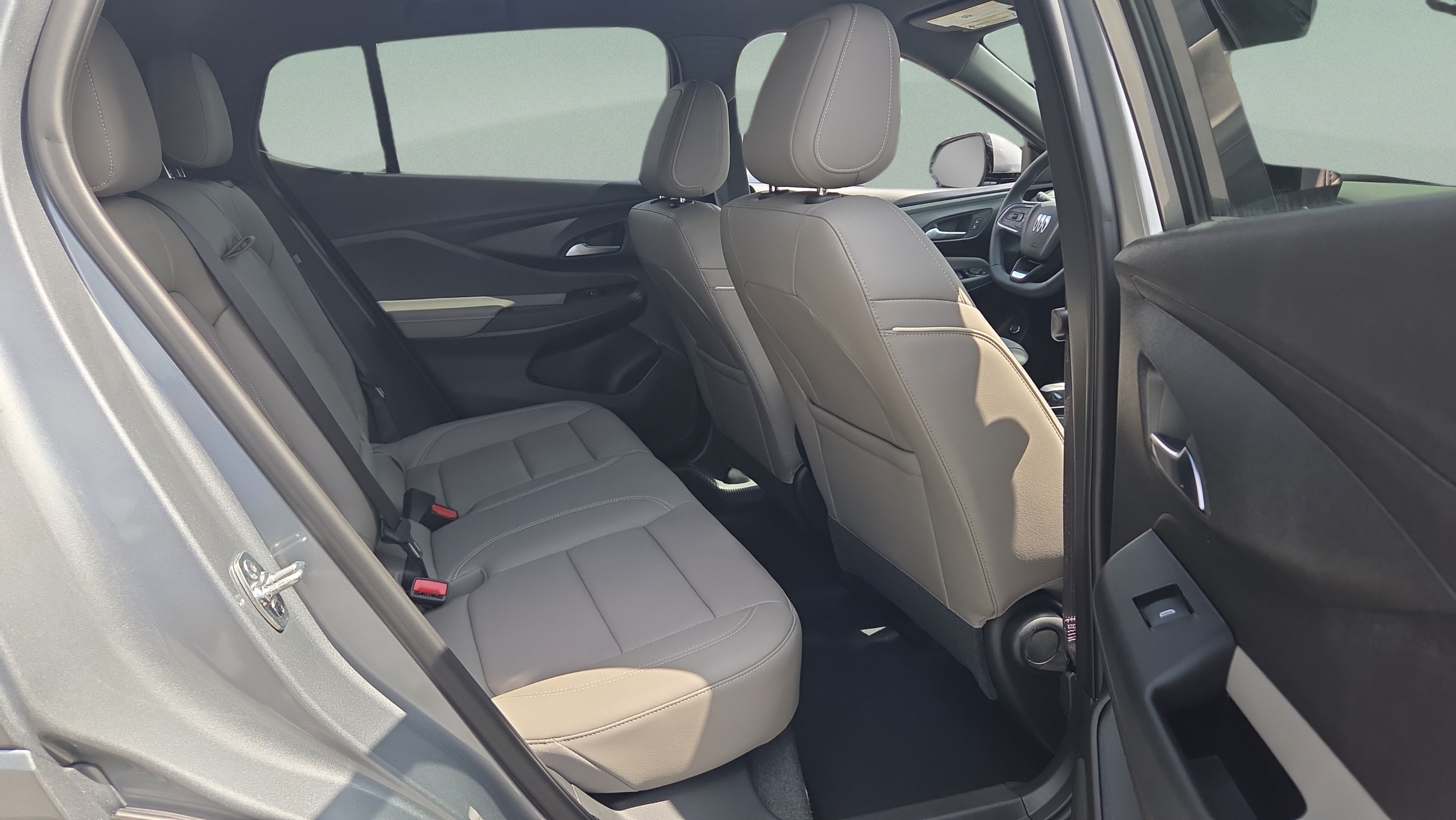 New 2026 Buick Envista Avenir FWD image 14