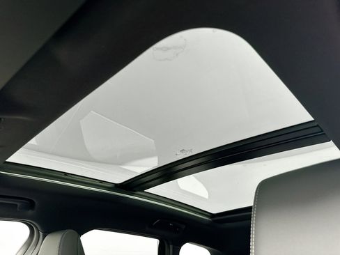 Used 2025 BMW X1 xDrive28i w/ Technology Package image 20