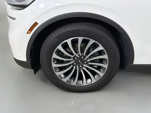 Certified 2023 Lincoln Aviator 2WD w/ Premium Package image 38