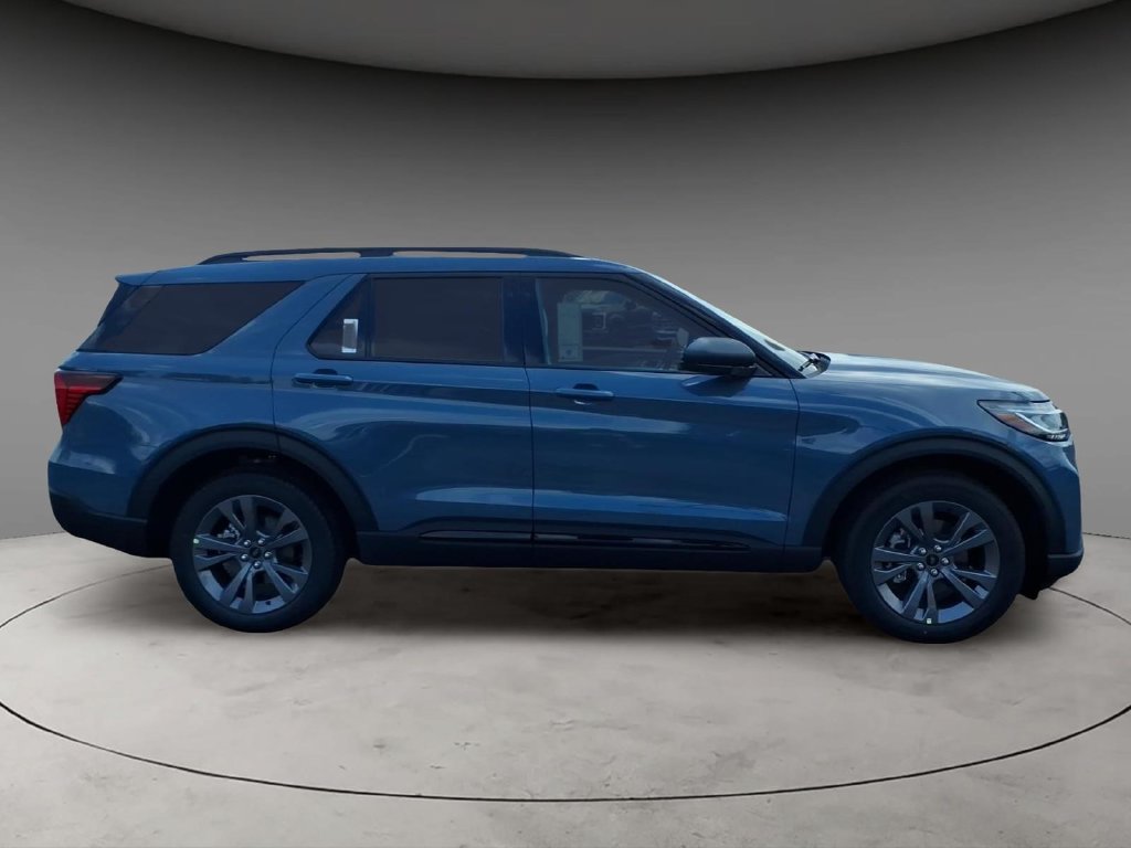 New 2026 Ford Explorer Active w/ Active Comfort Package AWD/4WD image 10