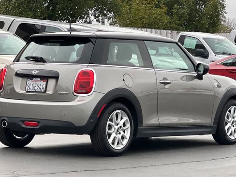 Used 2020 MINI Cooper 2-Door Hardtop image 2