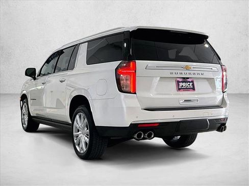 Used 2021 Chevrolet Suburban High Country RWD image 13