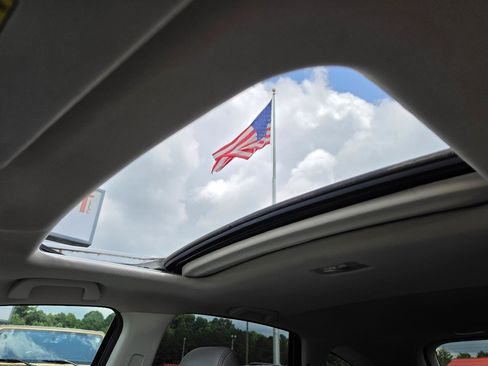 Used 2015 Honda CR-V EX-L image 18