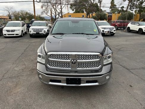 Used 2017 RAM 1500 Laramie image 46