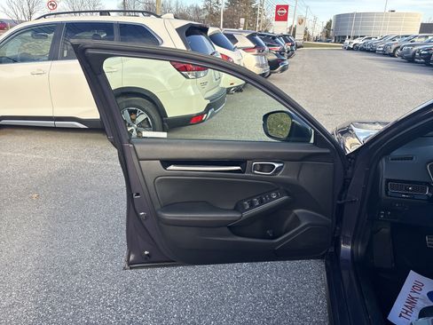 Used 2022 Honda Civic Sport Touring image 29