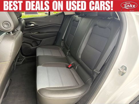 Used 2024 Chevrolet Trax LT w/ Driver Confidence Package FWD image 19
