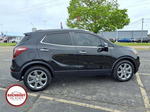 Used 2019 Buick Encore Essence w/ Experience Buick Package FWD image 8