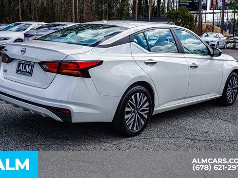 Used 2025 Nissan Altima 2.5 SV image 6