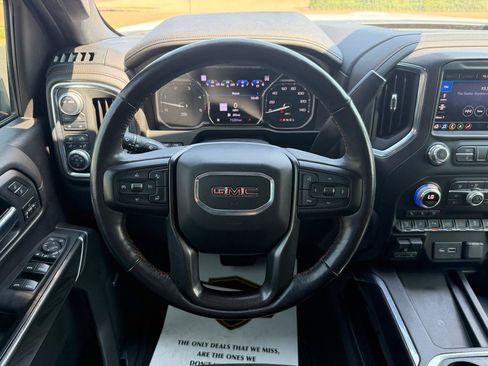 Used 2020 GMC Sierra 2500 AT4 w/ AT4 Premium Package AWD/4WD image 28