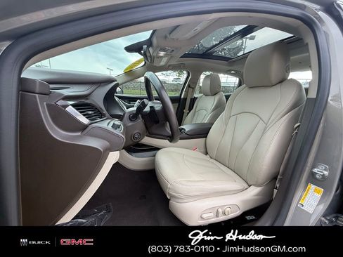 Used 2019 Buick LaCrosse Essence w/ Sun and Shade Package FWD image 6
