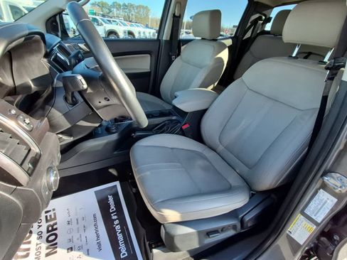 Used 2022 Ford Ranger Lariat w/ Equipment Group 501A High image 10