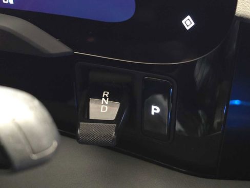 Used 2022 Porsche Taycan 4S image 34