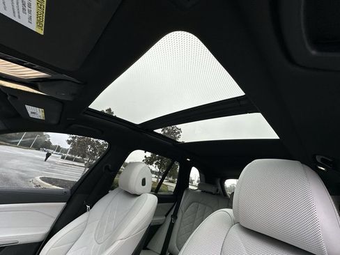 Used 2023 BMW X5 xDrive40i w/ Executive Package image 26