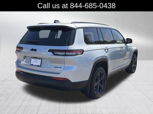 Certified 2025 Jeep Grand Cherokee L Limited w/ Luxury Tech Group II AWD/4WD image 5