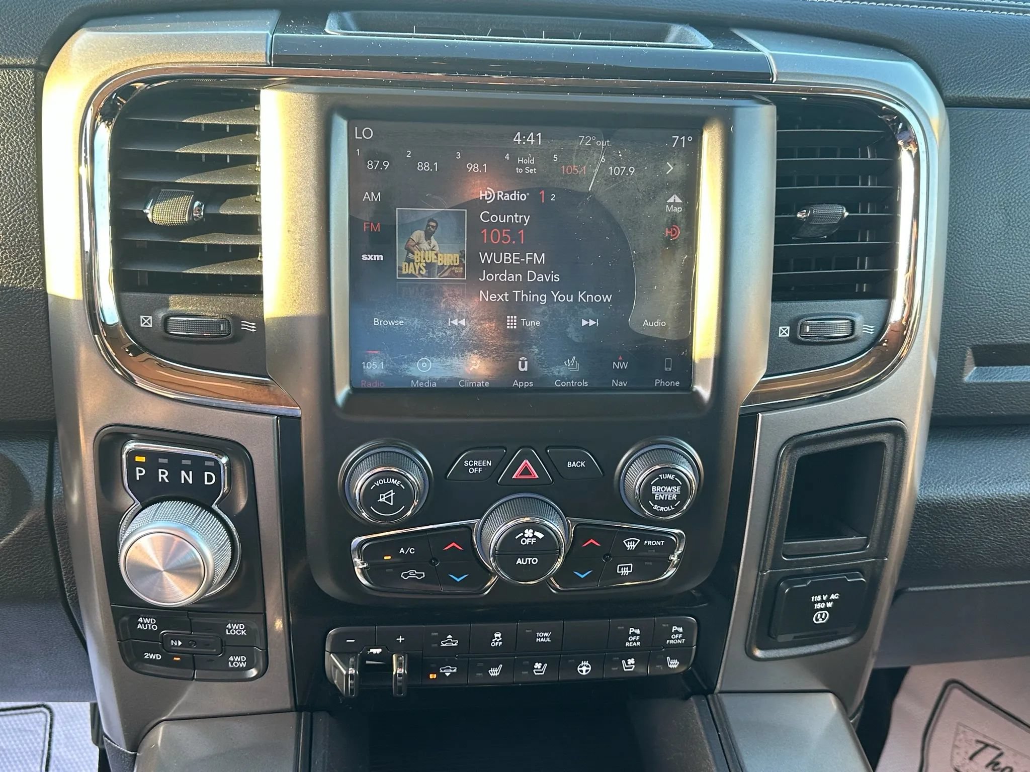 Used 2018 RAM 1500 Sport w/ Sport Premium Group AWD/4WD image 22