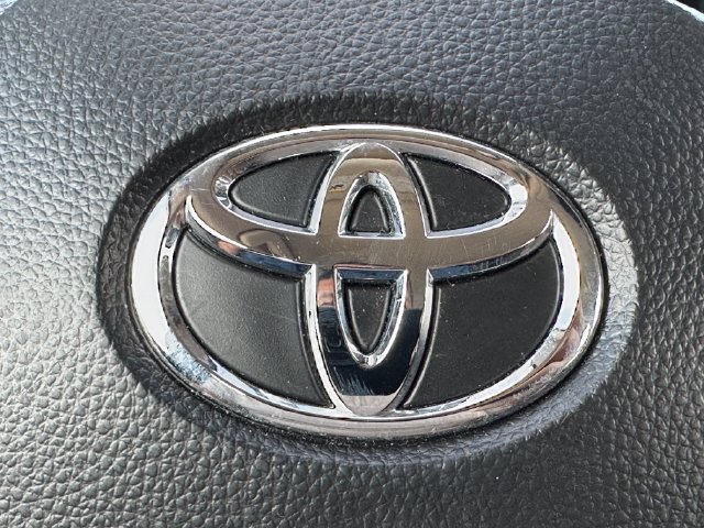 Used 2026 Toyota Corolla LE FWD image 29