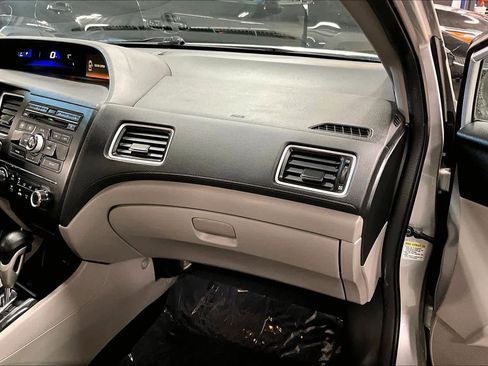 Used 2014 Honda Civic LX image 17