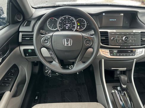Used 2013 Honda Accord EX image 16