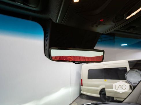 Used 2024 Mercedes-Benz Sprinter 3500 image 25