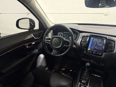Used 2016 Volvo XC90 T6 Momentum w/ Momentum Plus Package AWD/4WD image 23
