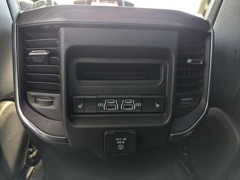 Used 2025 RAM 1500 Laramie image 11