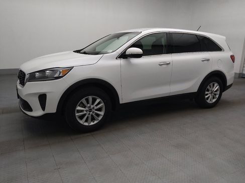 Used 2019 Kia Sorento FWD image 2