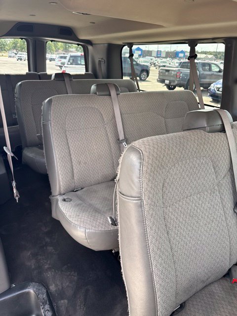 Used 2025 Chevrolet Express 3500 LT w/ LT Preferred Equipment Group RWD image 19