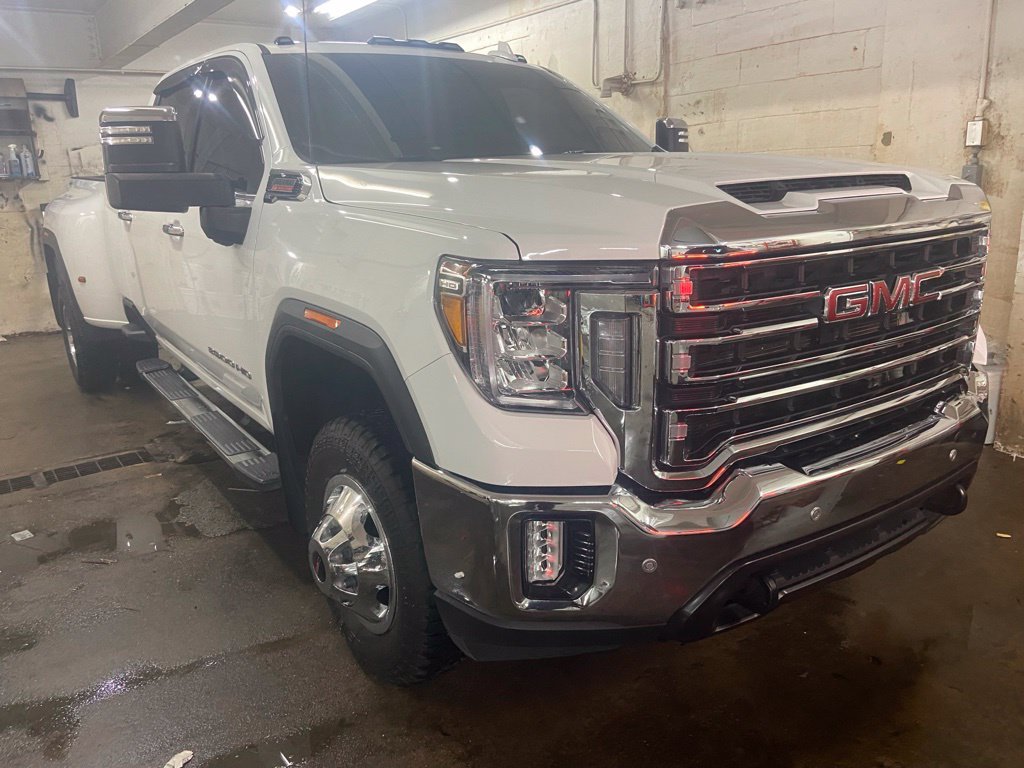 Used 2023 GMC Sierra 3500 SLT w/ SLT Premium Package AWD/4WD image 5