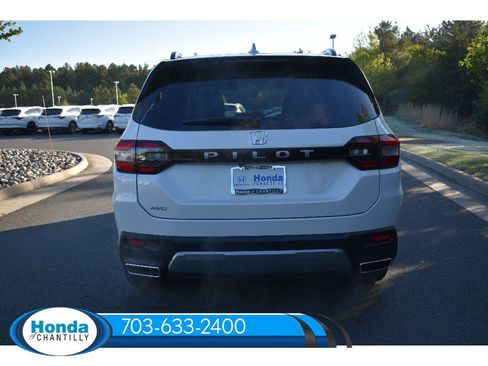 New 2026 Honda Pilot EX-L image 6