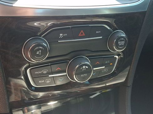 Used 2017 Chrysler 300 S AWD/4WD image 16