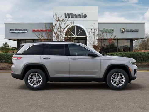 New 2025 Jeep Grand Cherokee Laredo image 21