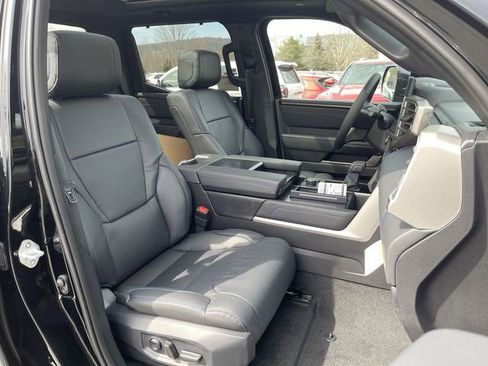 New 2026 Toyota Tundra Limited AWD/4WD image 21