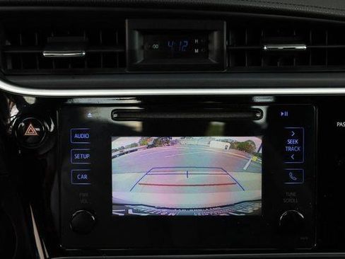 Used 2017 Toyota Corolla LE FWD image 38