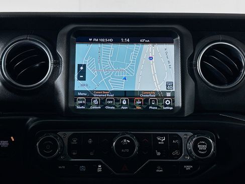 Used 2023 Jeep Wrangler Sahara w/ Cold Weather Group image 21