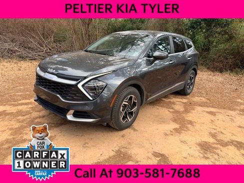 Certified 2024 Kia Sportage LX image 3