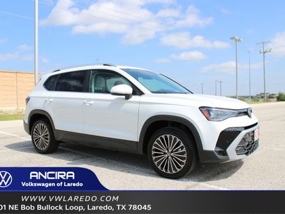 New 2025 Volkswagen Taos SE