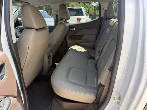 Used 2015 GMC Canyon SLT RWD image 13