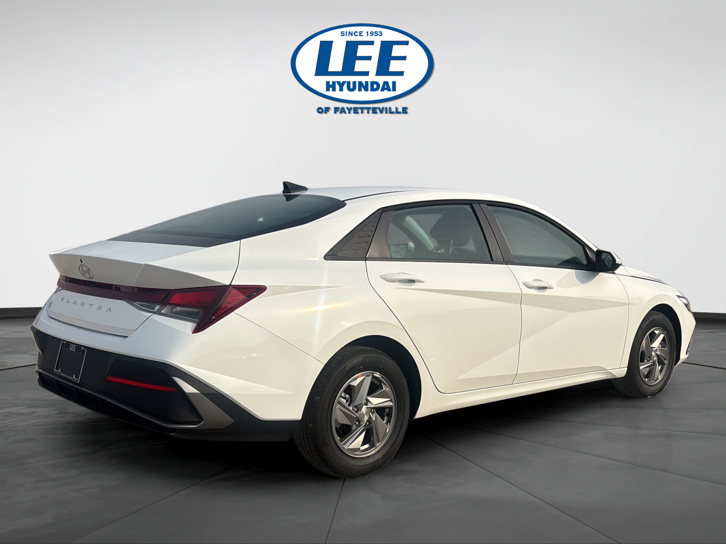 Certified 2026 Hyundai Elantra SE FWD image 7