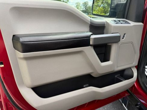 Used 2017 Ford F150 XLT w/ Equipment Group 302A Luxury image 9