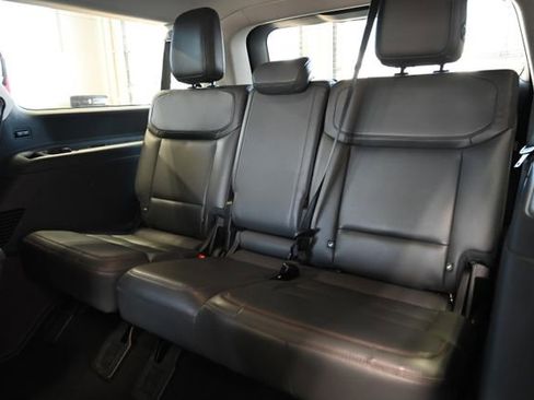 Used 2025 Ford Expedition Max Active AWD/4WD image 17