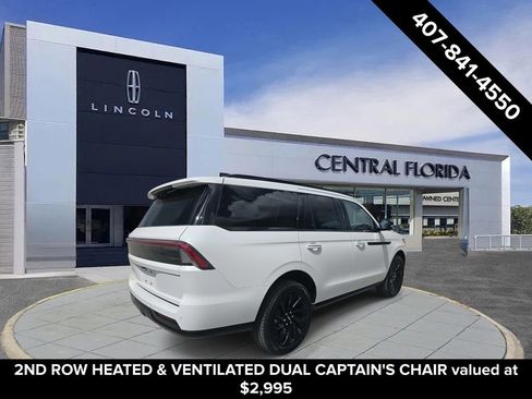 New 2026 Lincoln Navigator Reserve w/ Jet Appearance Package AWD/4WD image 2
