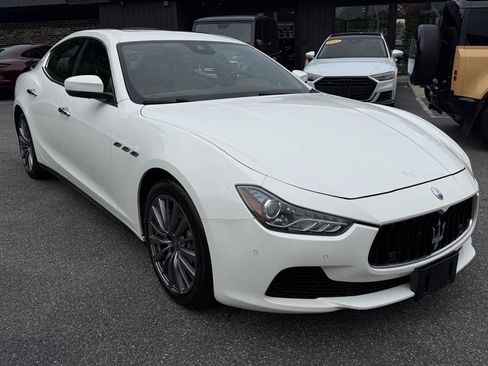 Used 2017 Maserati Ghibli S Q4 AWD/4WD image 21